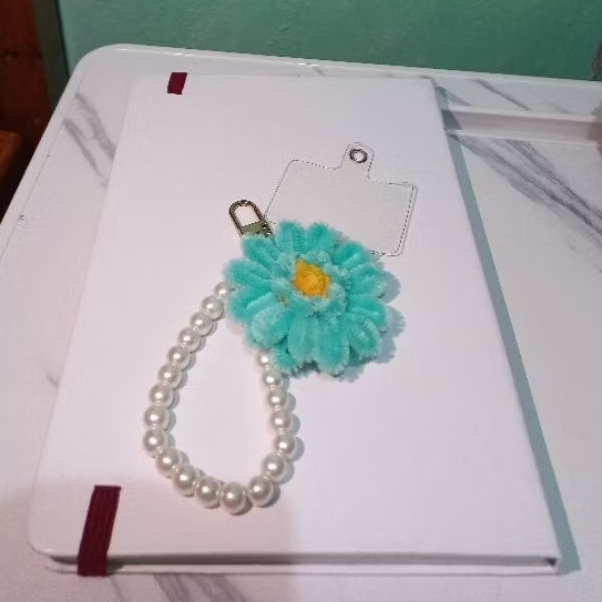 gantungan hp|gantungan kunci|mainan Hp|ganci kawat bulu