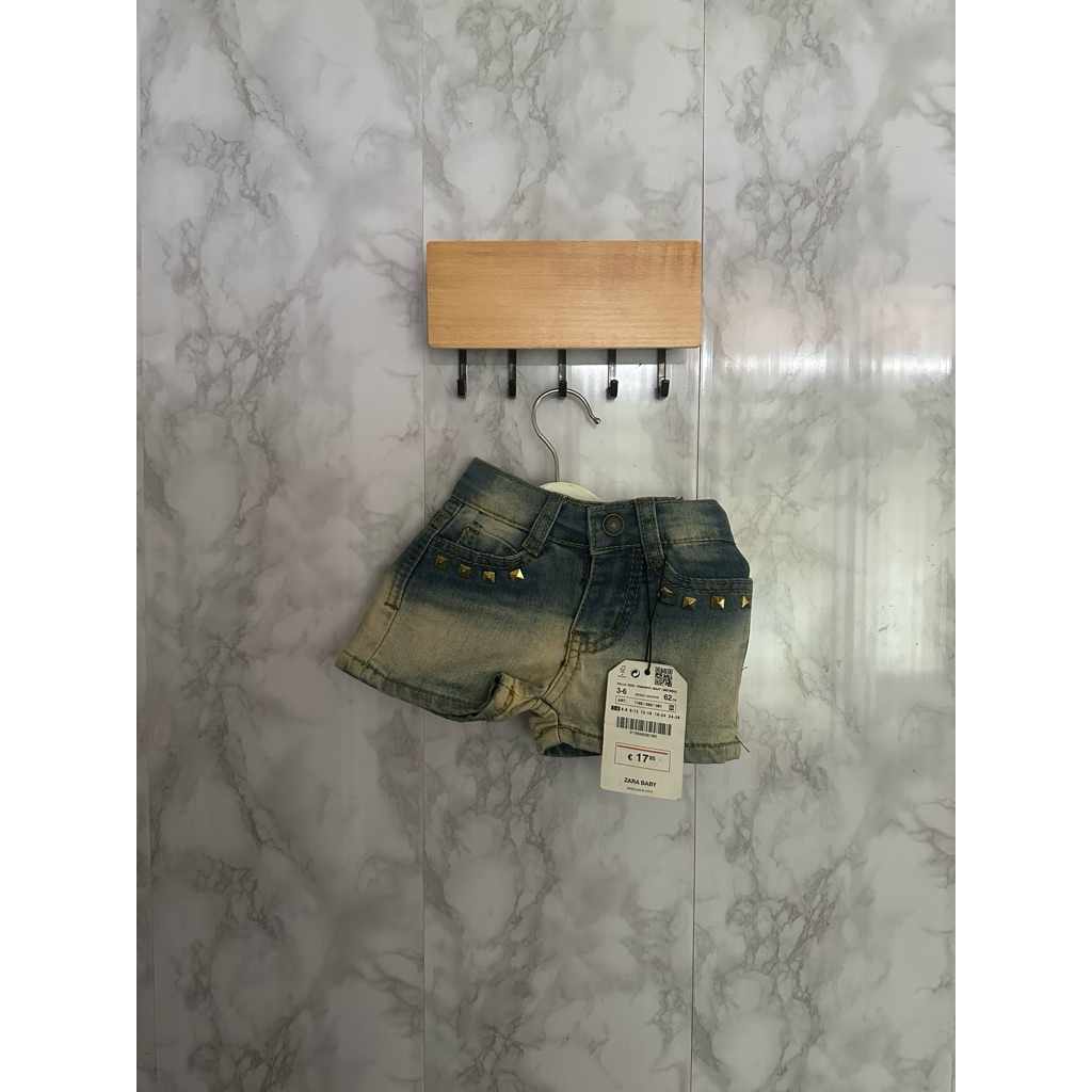 celana pendek bayi perempuan