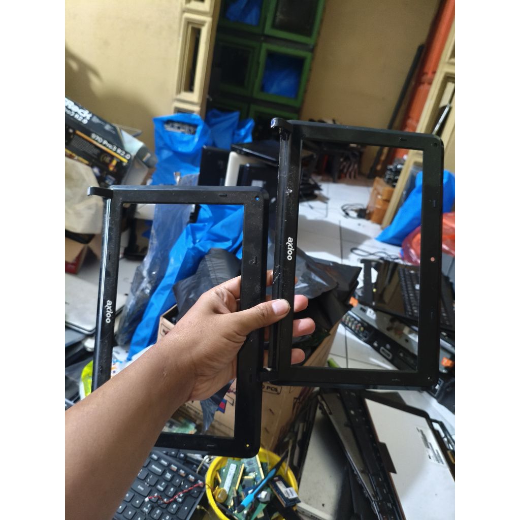 frame lcd depan axioo pico w217cu ori