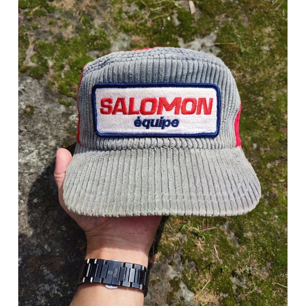 Salomon vintage 7 panel Corduroy (Rare item)