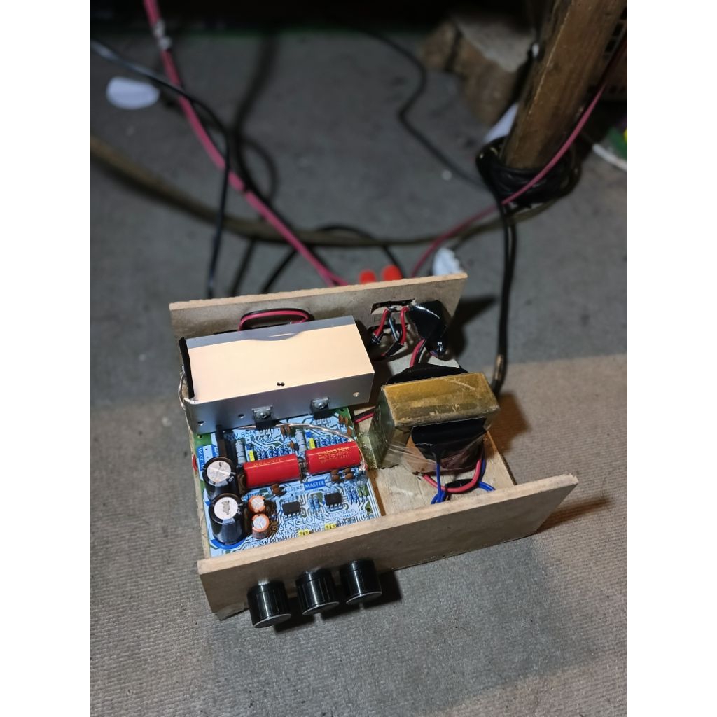 Power Amplifier stereo Gainclone Lm 1875