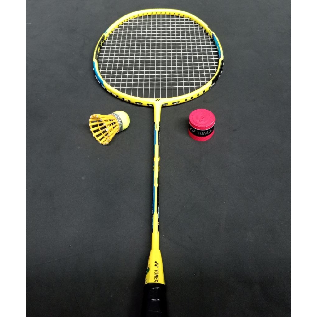 Raket badminton bulutangkis bekas second original yonex doura 55