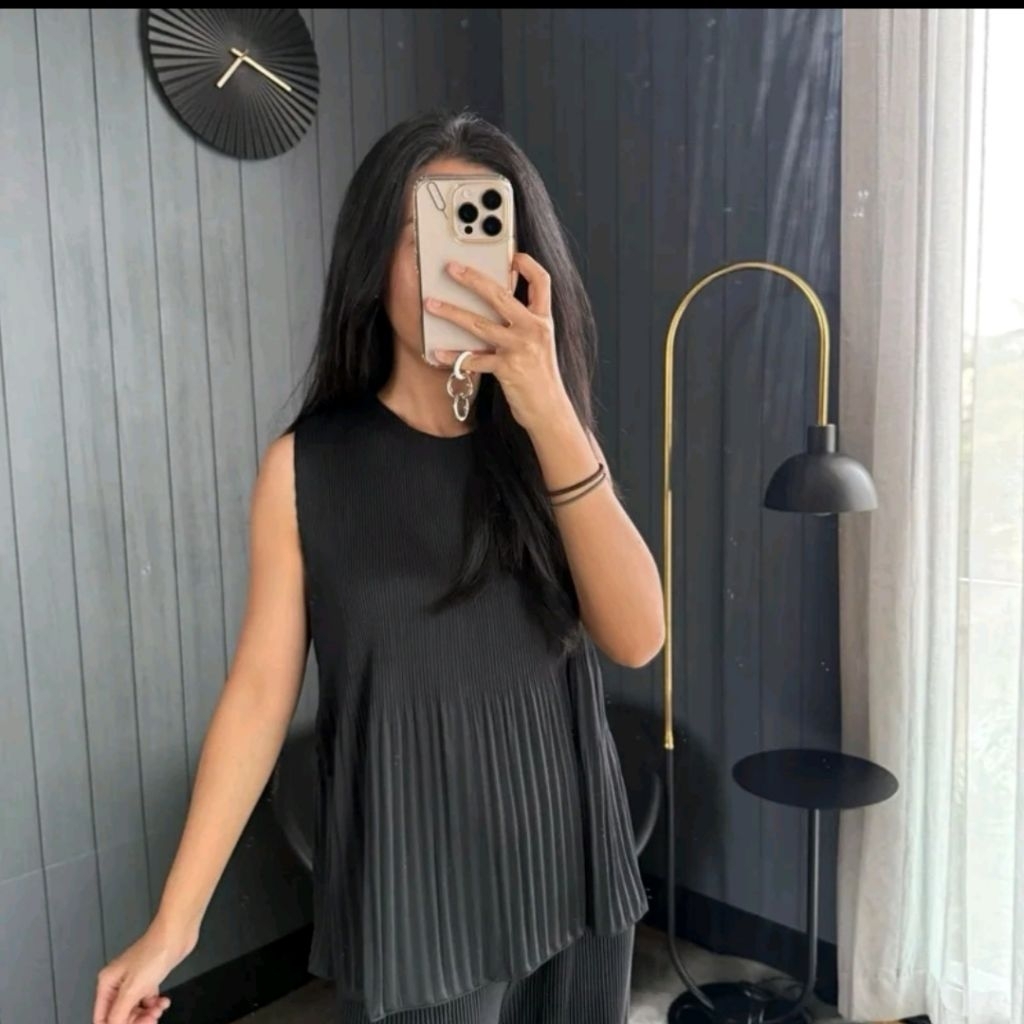 Atasan Plisket Lidi Cabang Tanpa Lengan / Baju Plisket / Tanktop Plisket /Pleated Top