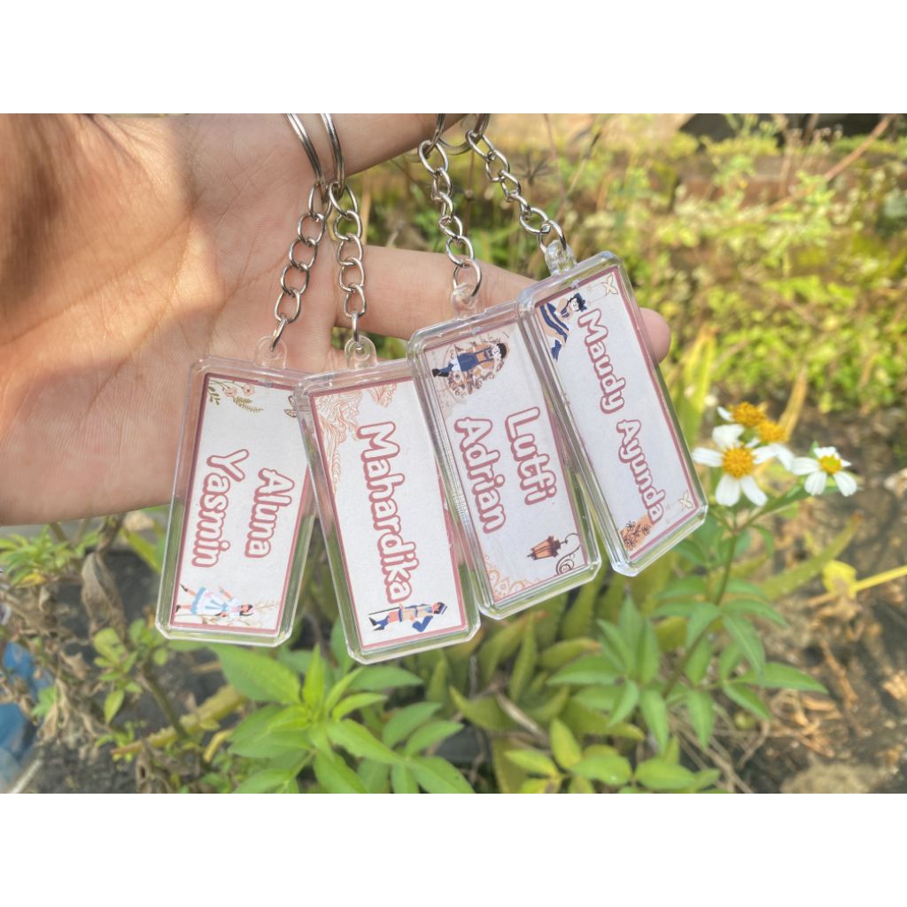 Ganci Akrilik Custom Nama Vintage Frame