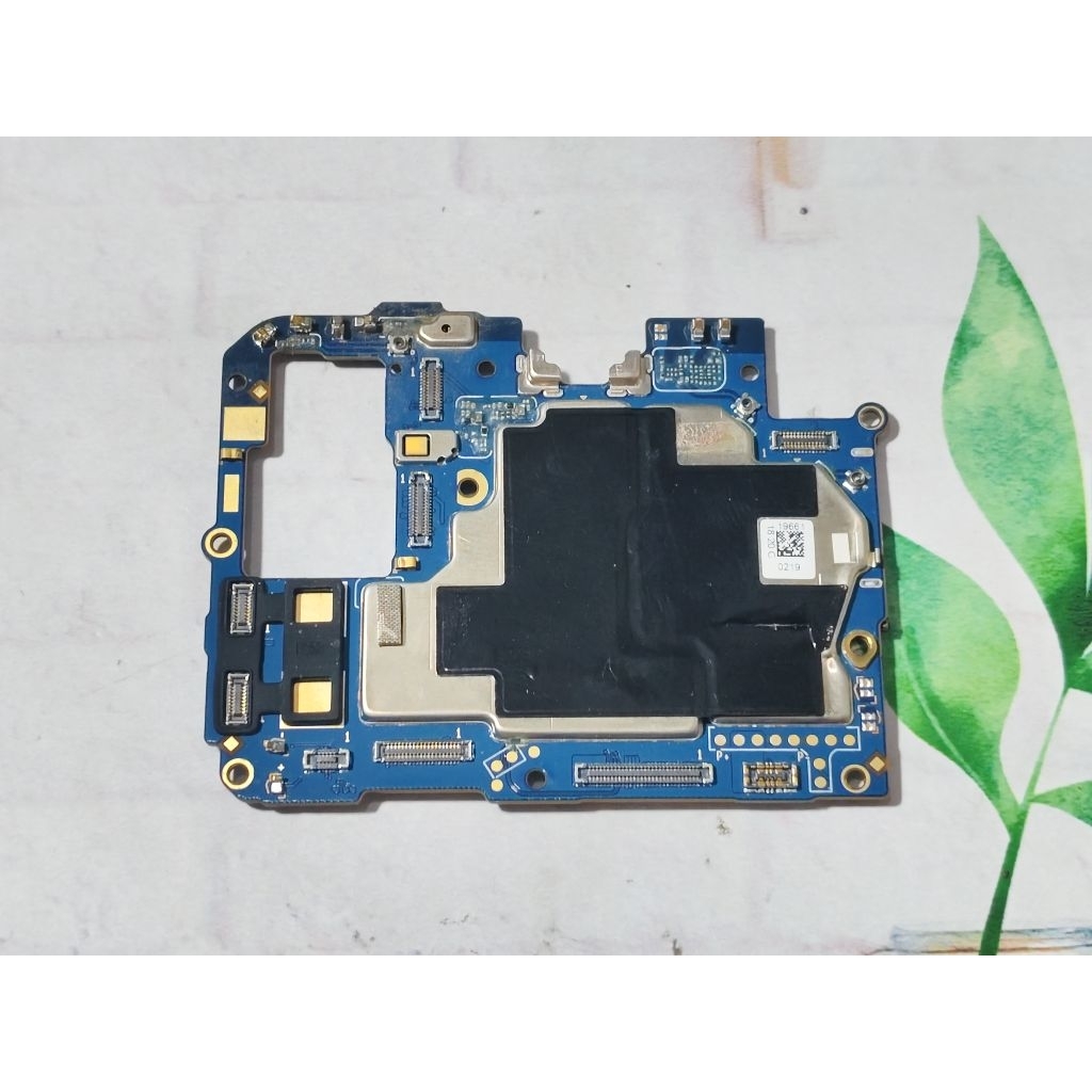 MESIN REALME 6 RAM 8/128 KONDISI NORMAL HIDUP SIAP PASANG