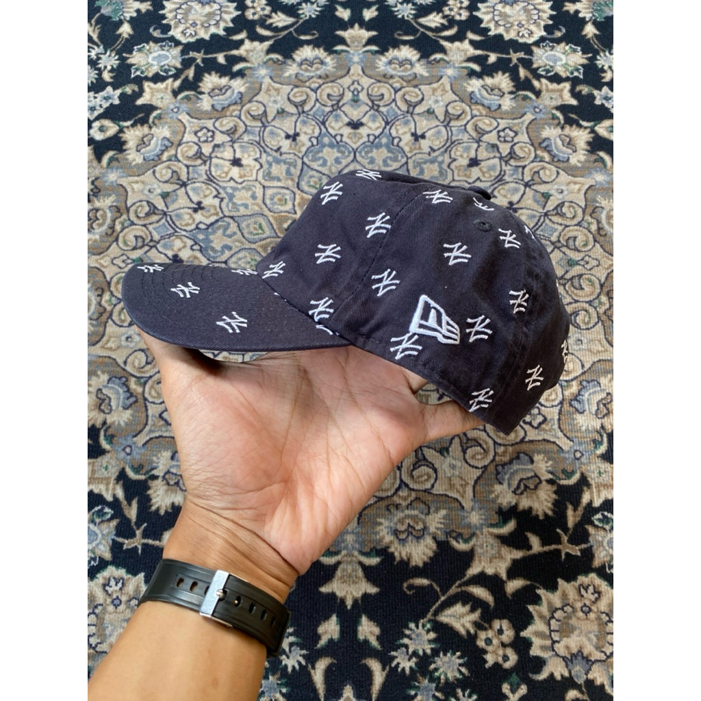 Newera fullbordier Caps