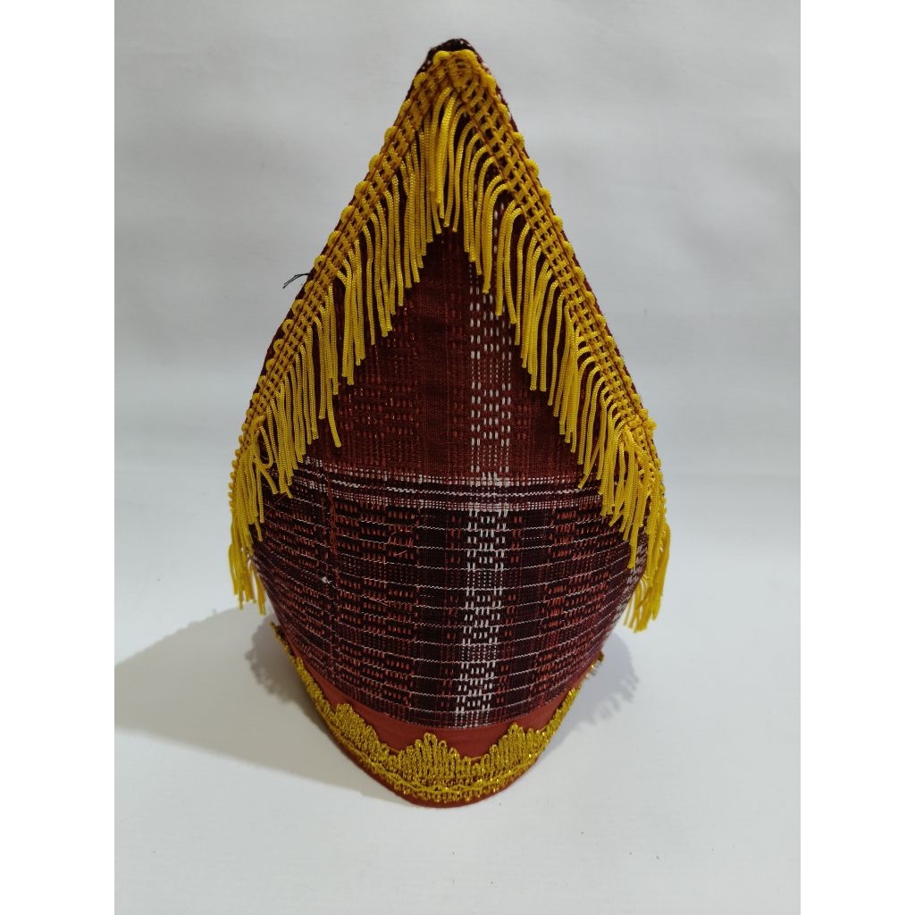 Topi ragi hotang Aksesoris pria adat Batak toba