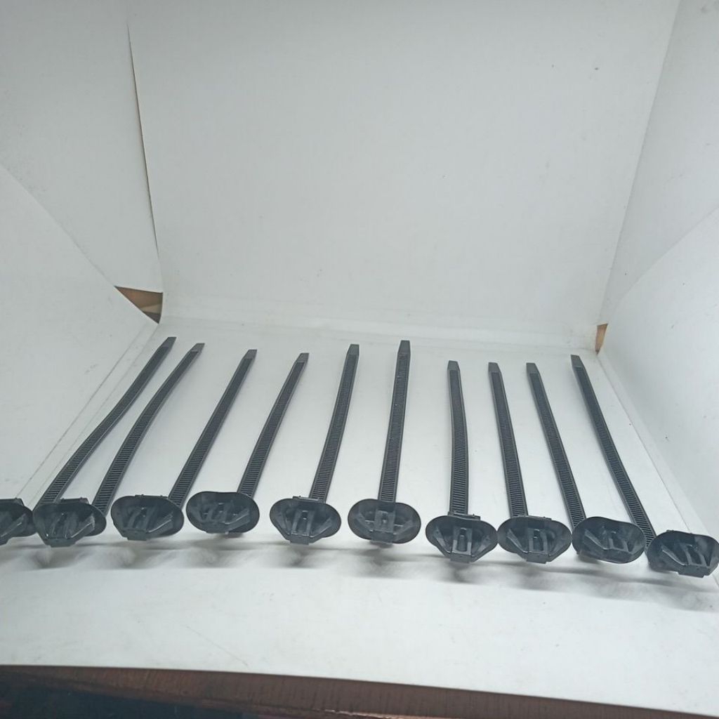 KABEL TIES PENGIKAT KABEL BODY INSULOCK KABEL MOTOR MOBIL UNIVERSAL ORIGINAL