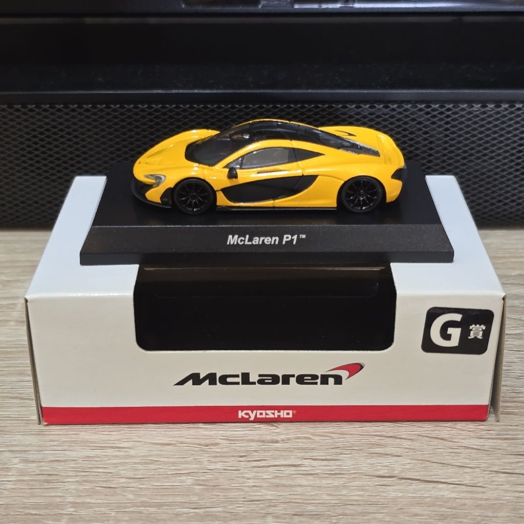 Kyosho 1/64 McLaren P1 Yellow Box G