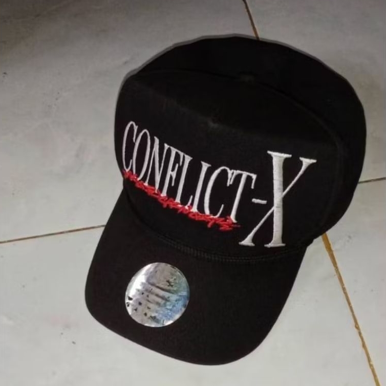 Topi conflict X