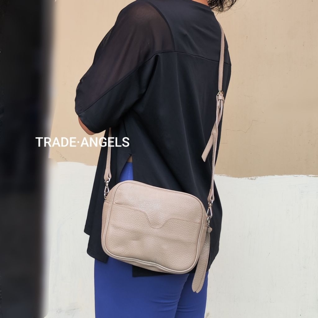 PL sling bag Andrea Vanna leather kulas