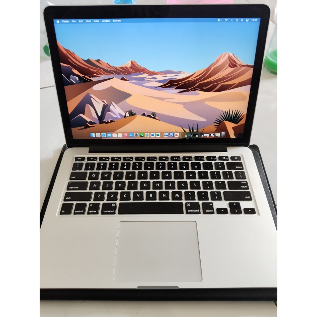 Macbook Pro 2015 core i7 16/500 ssd super mulus no minus fisik dan layar