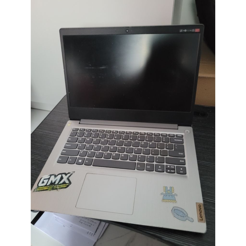 Laptop Minus Lenovo ideapad slim 3 Ryzen 3 4300U