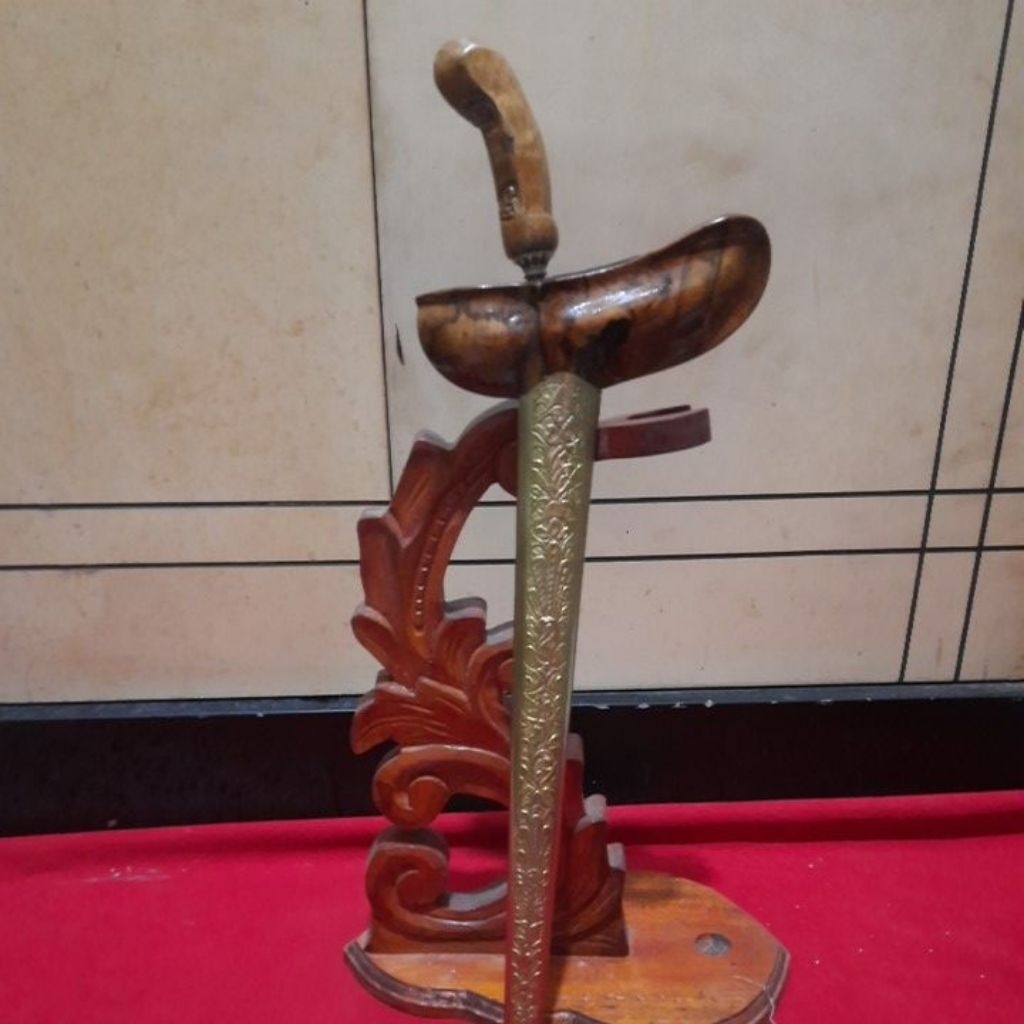 Keris Jalak Sangu Tumpeng Sepuh Pamor Wahyu Tumurun