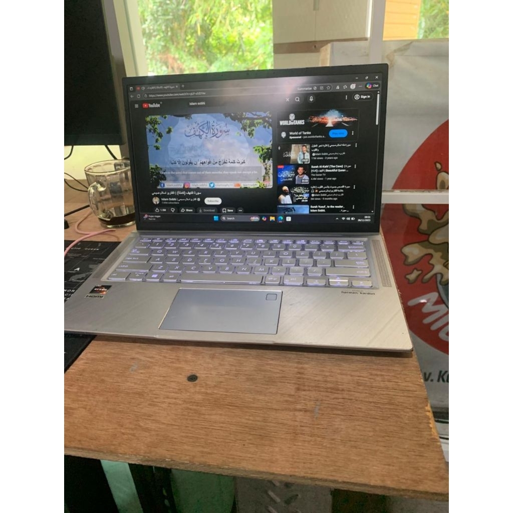 laptop  Asus ZenBook Ryzen 5