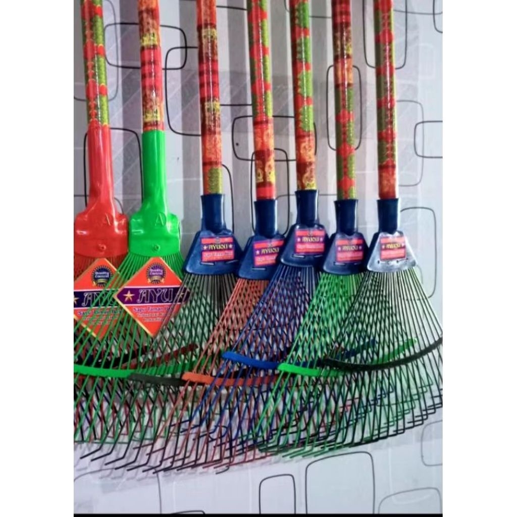 SAPU GARUK BESI SAPU TAMAN SAPU DAUN