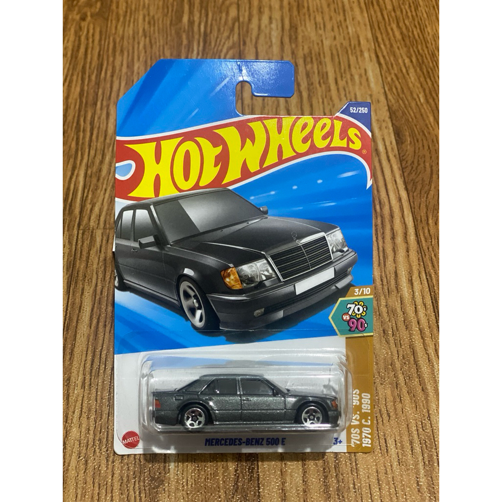 hot wheels mercedes benz 500 e