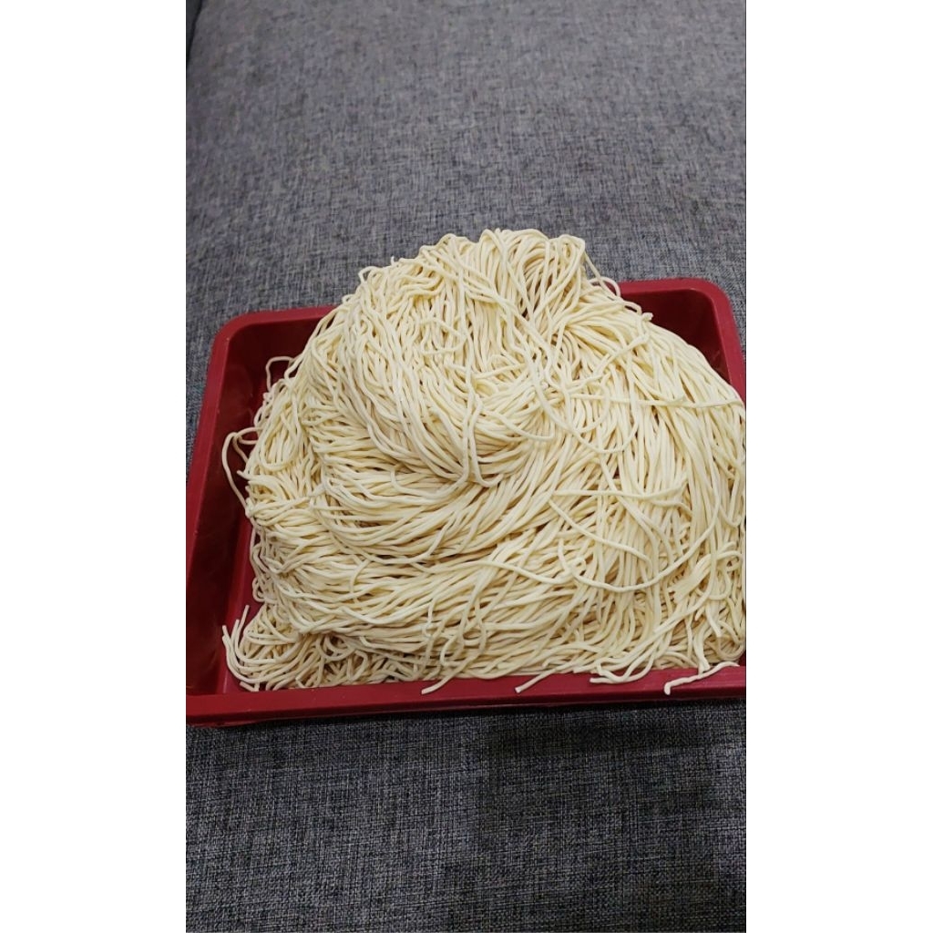 Mie mentah Mie Ayam, Mie Jebew, dll...1kg