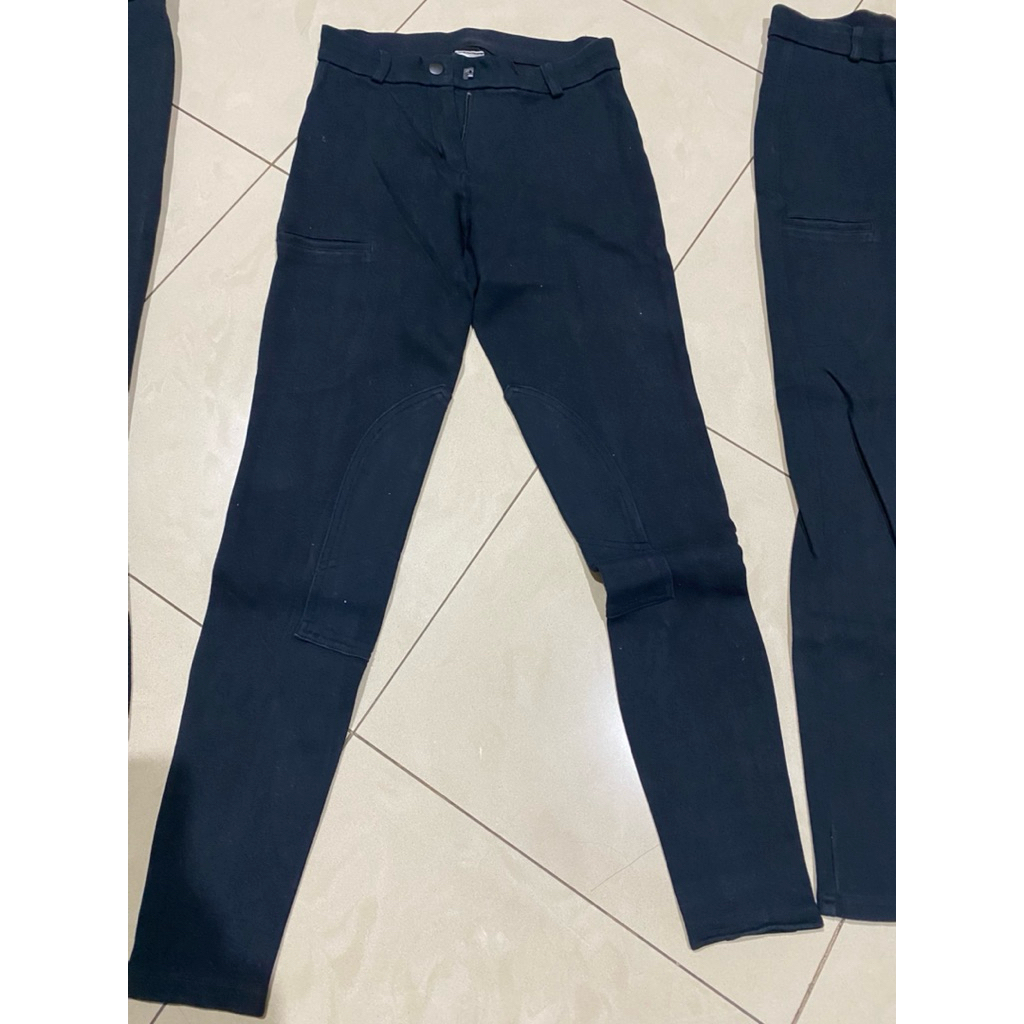 CELANA JODHPUR BERKUDA PEREMPUAN FOUGANZA PRELOVED