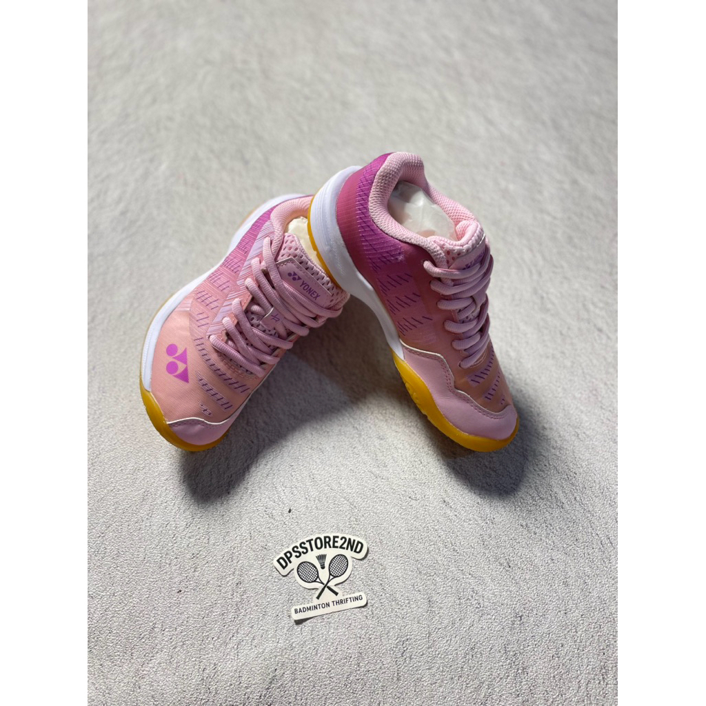 Sepatu Badminton anak Yonex Aerus JR