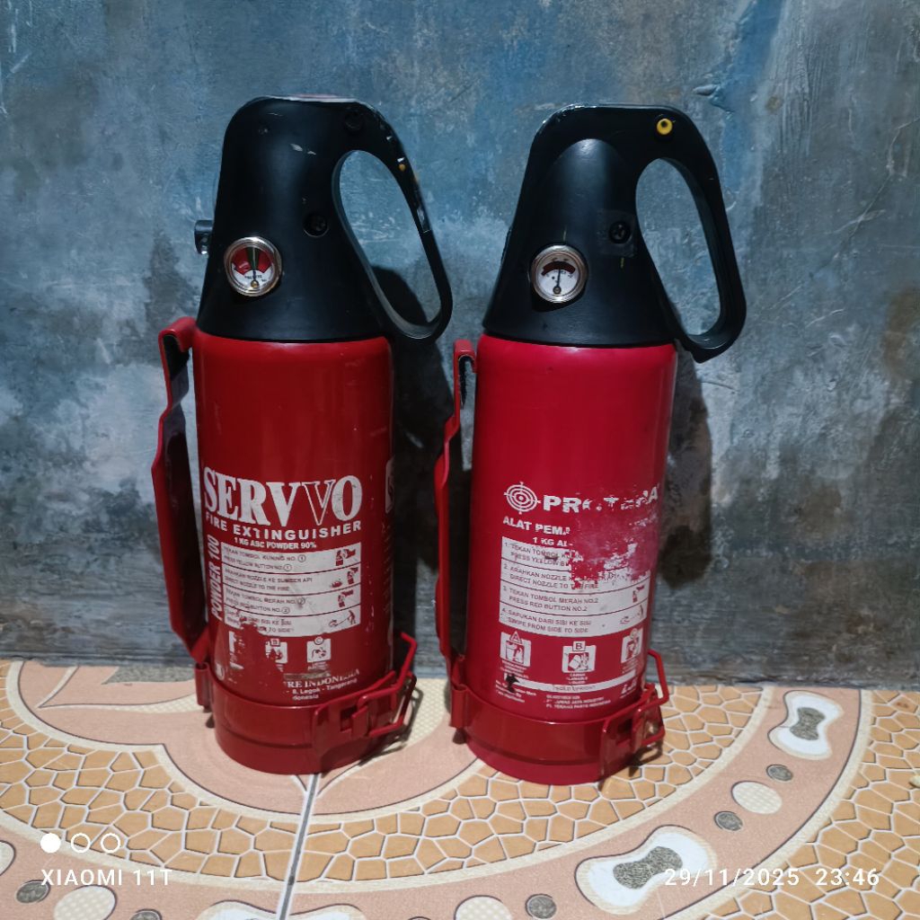 apar  protera/servo 1kg copotan mobil sama breket harga 1 pic  barang sesuai iklan