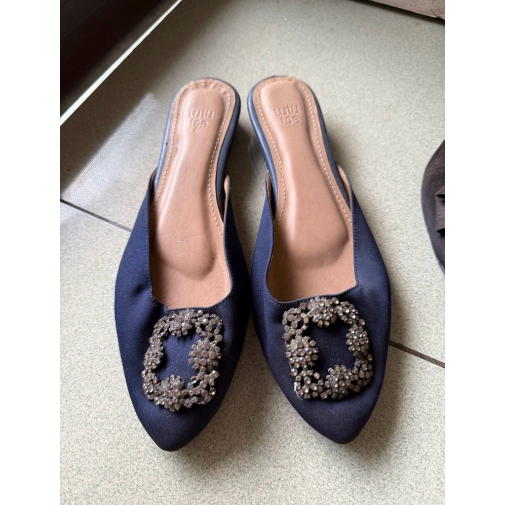 Tutu toe flat shoes size 39
