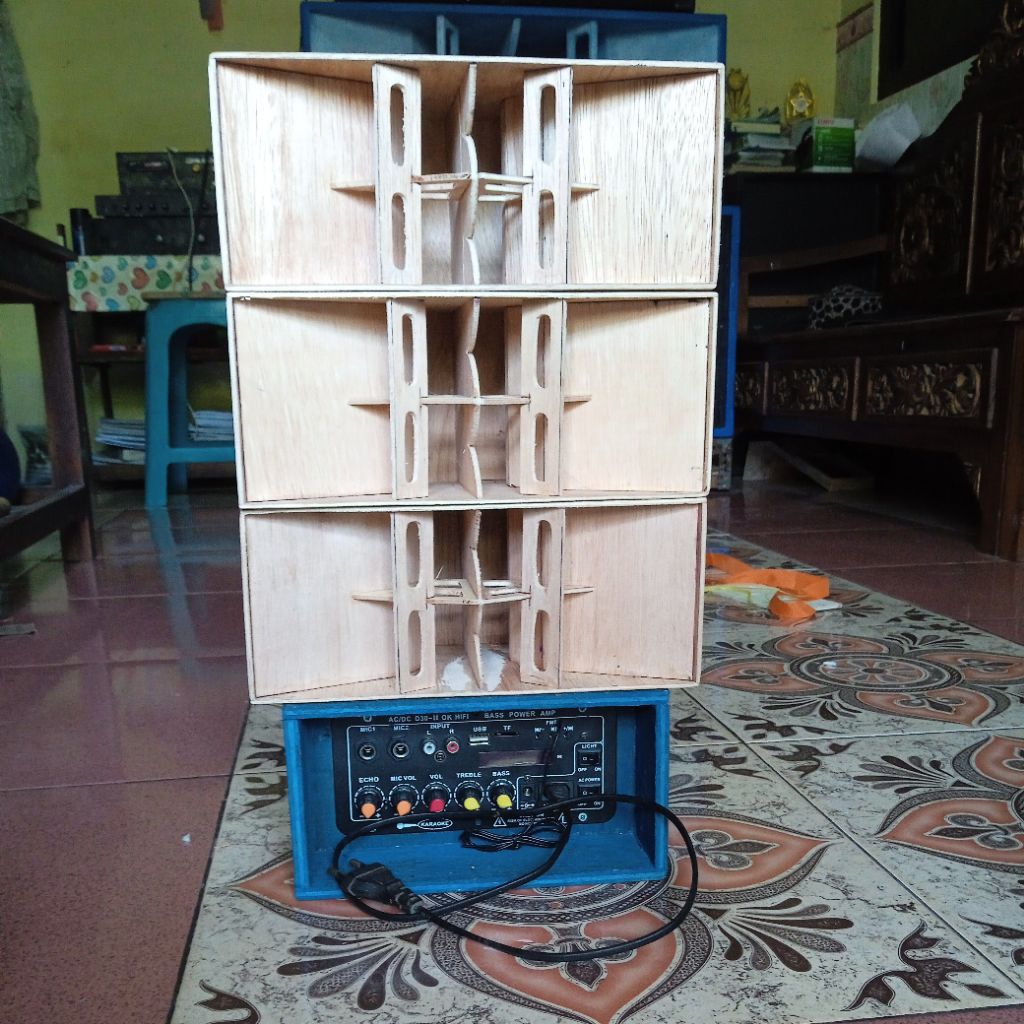 sound system miniatur 1 set