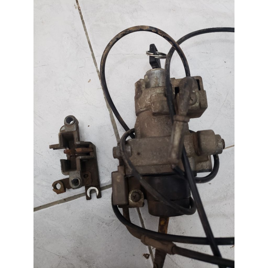 KUNCI CONTAK KYMCO FREE LX SET