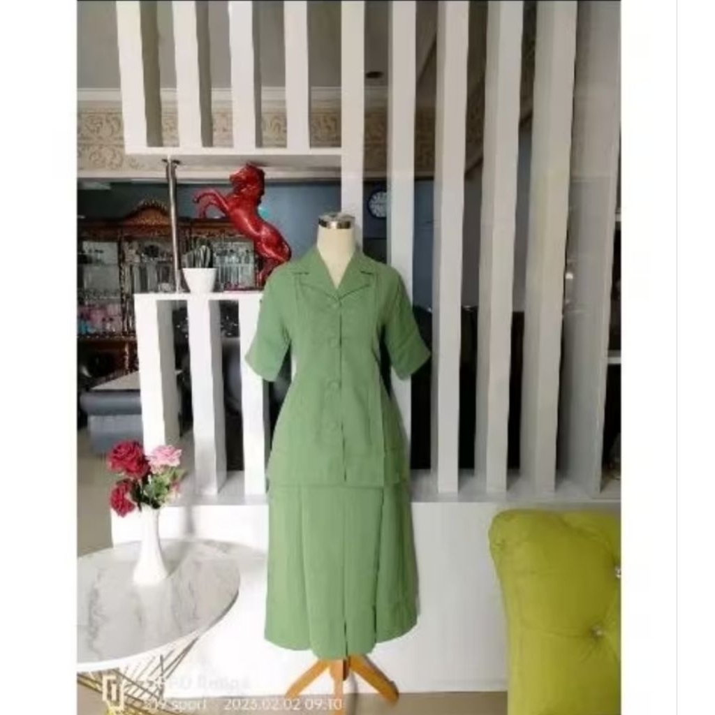 PSH PERSIT PENDEK SEMIWOL