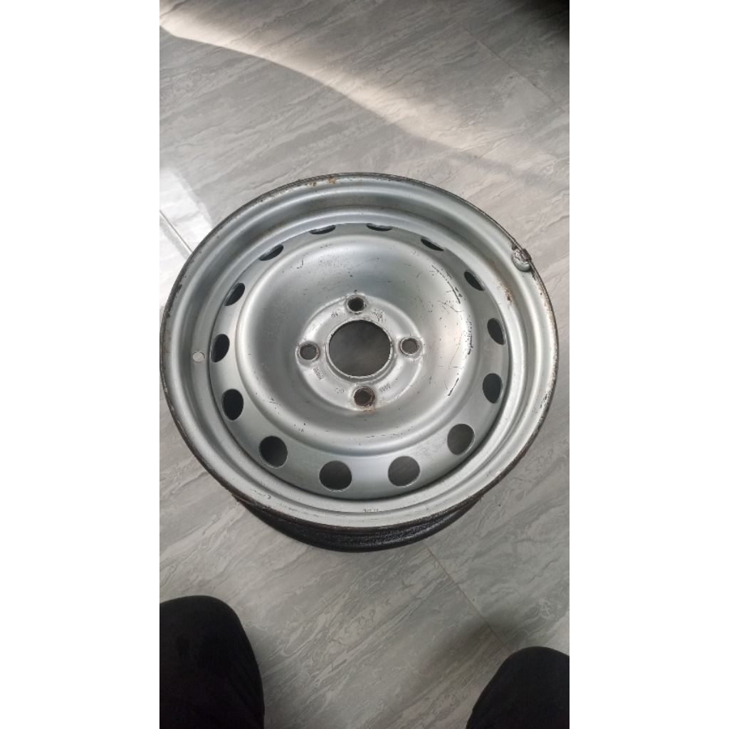 Velg Kaleng Peugeot PCD 4x108/110 R14