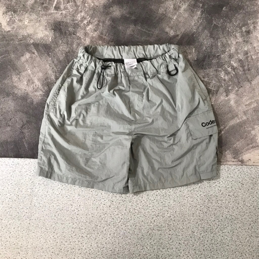 Celana pendek Code:graphy second