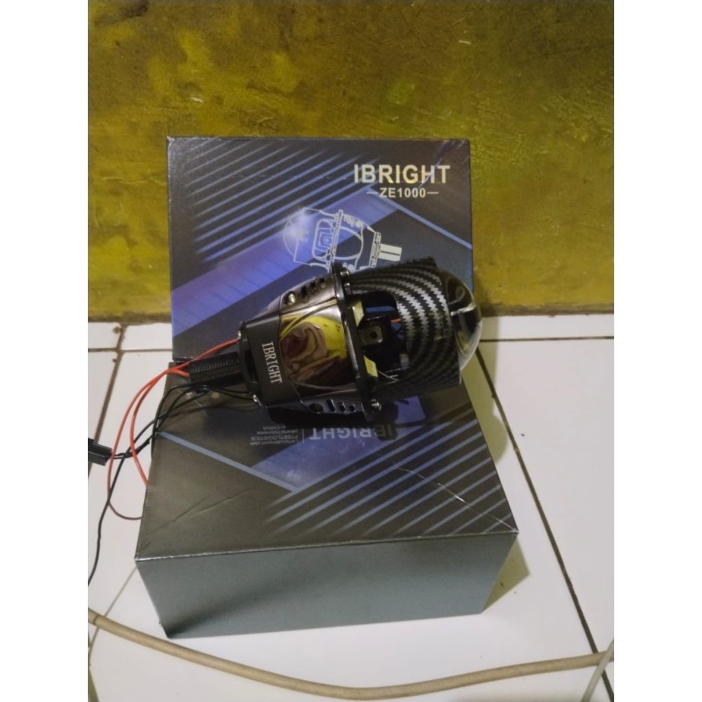 Biled Projector IBRIGHT ZE1000 2,5 inch Bluelens Carbon