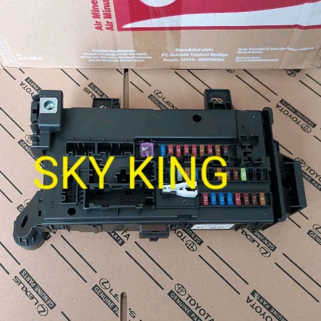 82600-BZA50 BCM Block Fusible Link Ling Fuse Blok Bok Box Sikring Sikering Sekring Sekering Toyota A
