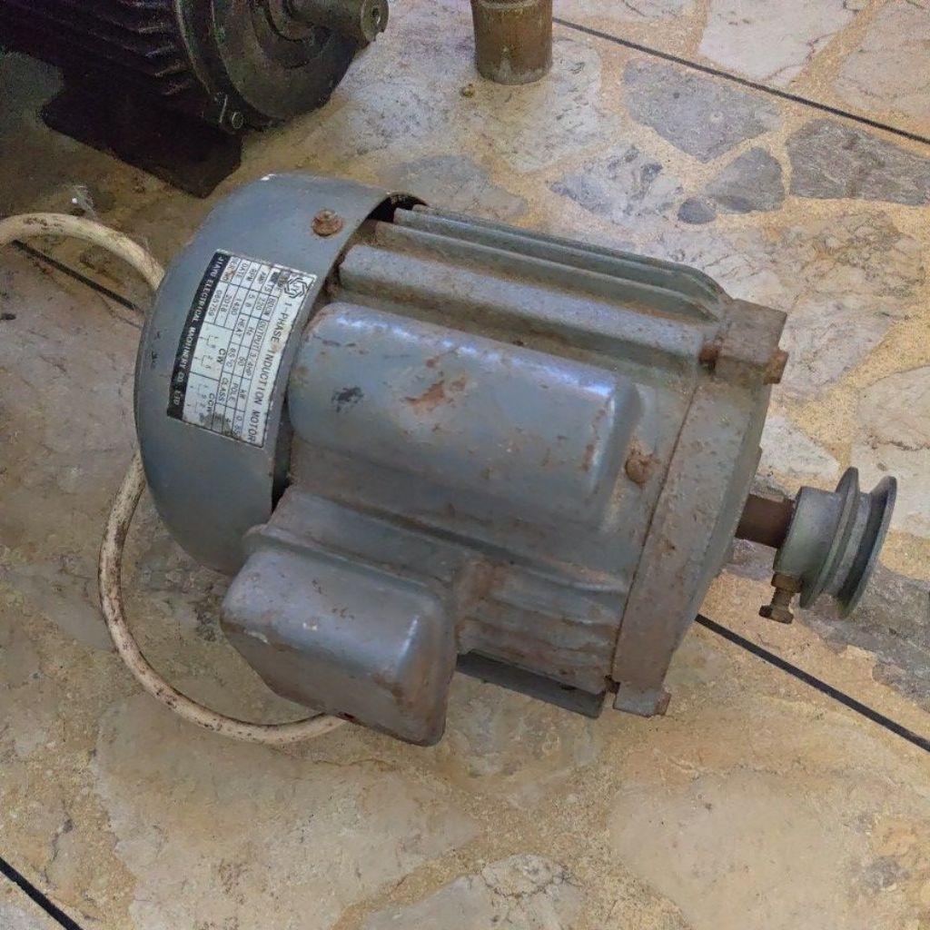 dinamo penggerak 3/4 hp 1 phase