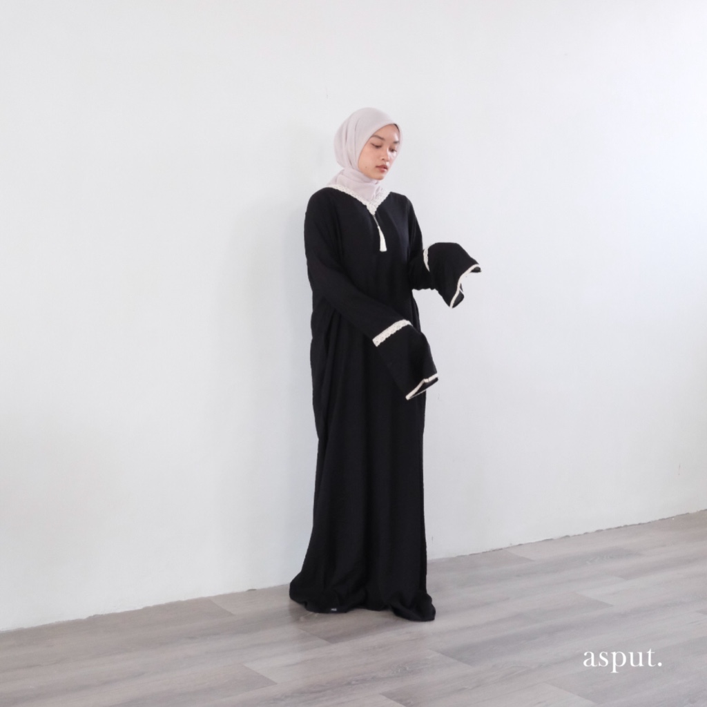 ASPUT - Ebony Mukena Abaya