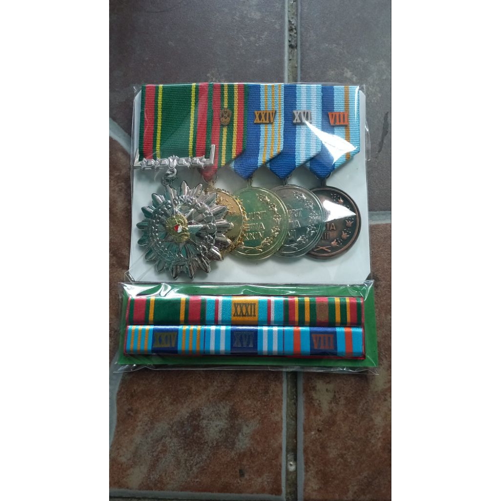 SATYA LENCANA PDH DAN PDU TNI AD (NARARYA AD + 32 + BANTALA + 24 + 16 + 8)