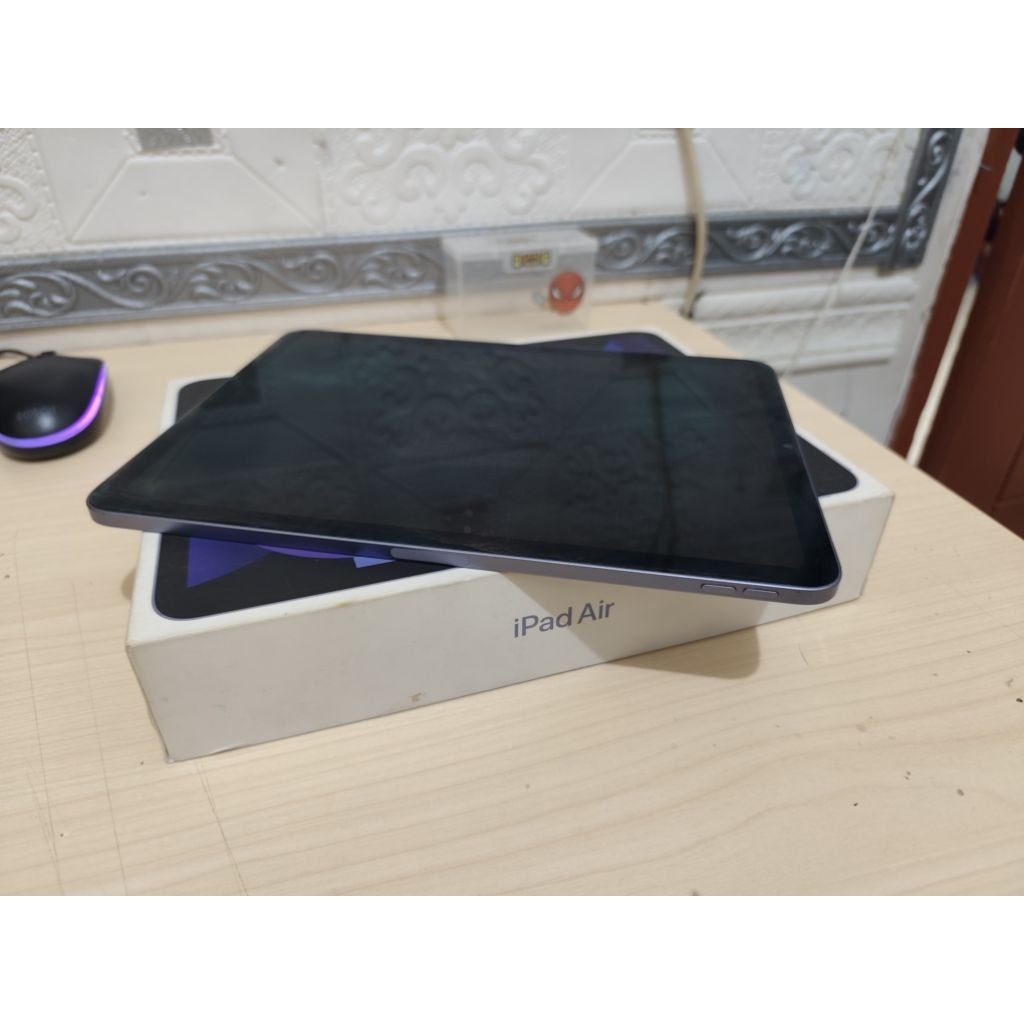 iPad Air 5th Gen5 64GB Purple Wifi Only EX Inter (Minus Layar) Murah