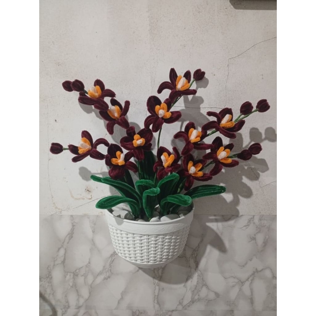 Bunga Hias Anggrek Dinding/Gantung Kawat Bulu