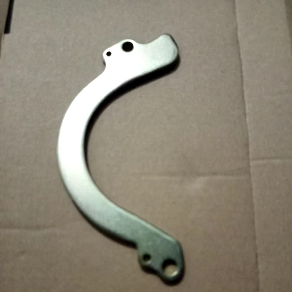 BRAKET PLAT BESI COVER TUTUP GEAR HONDA KHARISMA SUPRA 125 KARBU (ORI)