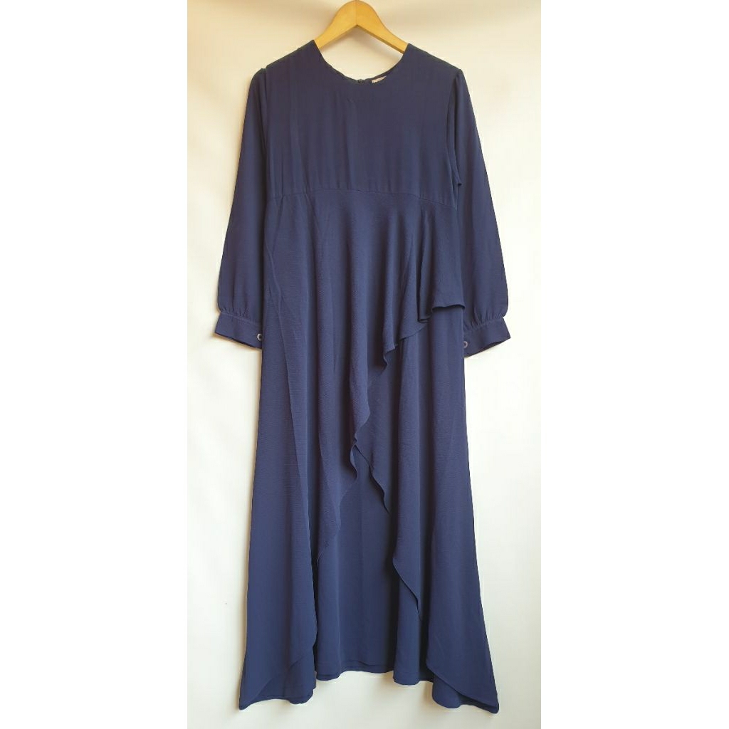Gamis ​Maxi Dress Biru Navy Elegan Model Rok Asimetris Drape  Gamis Pesta Lengan Panjang Modern Like