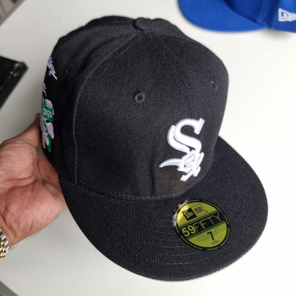 TOPI FITTED SOX GFC BLACK