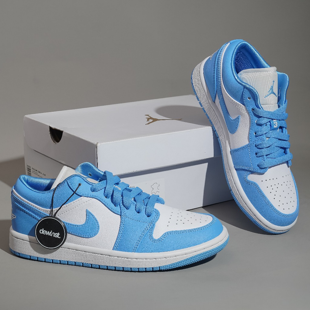 Air Jordan 1 Low UNC Womens