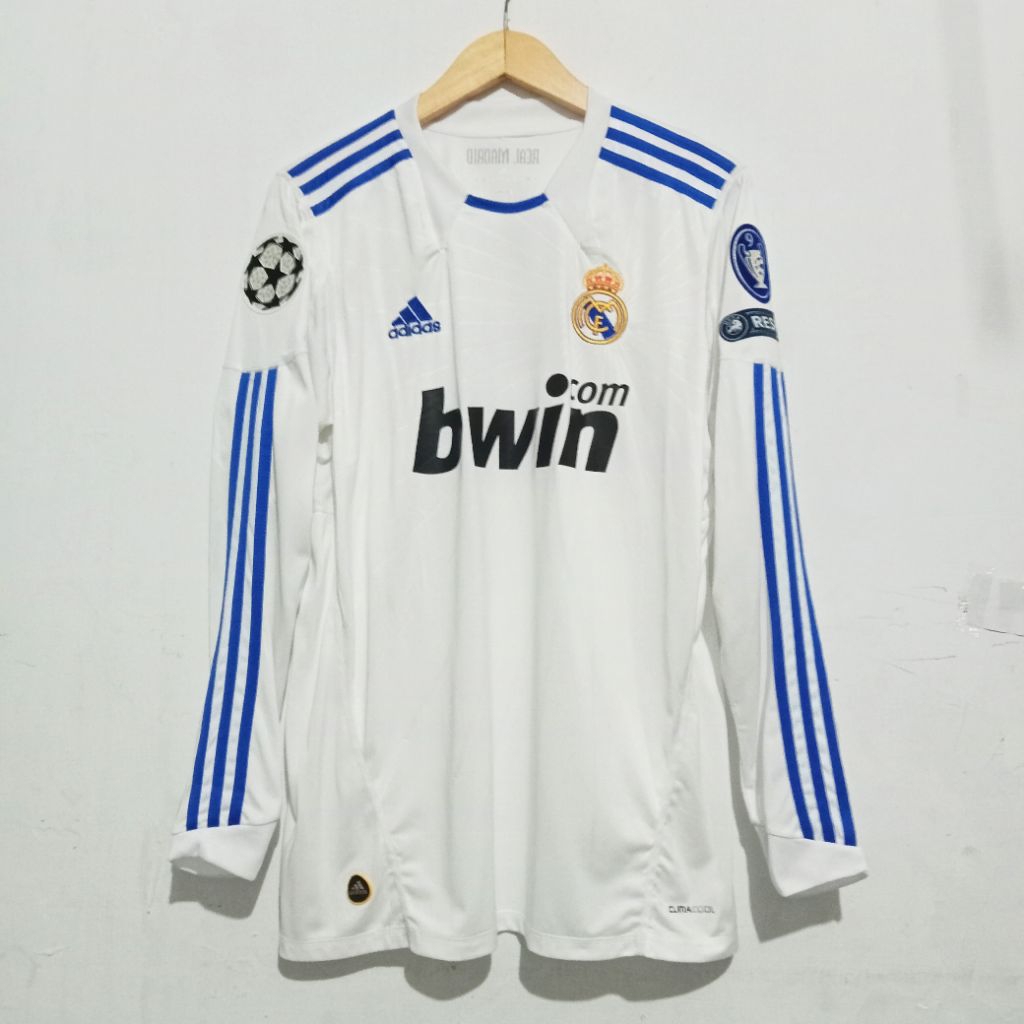 Jersey Real Madrid Home 2010/2011 Long Sleeve Nameset Ronaldo Full Patch Champions League