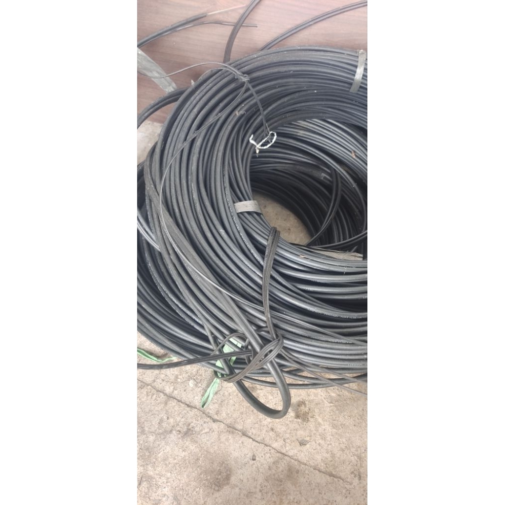 Kabel armour 12 core