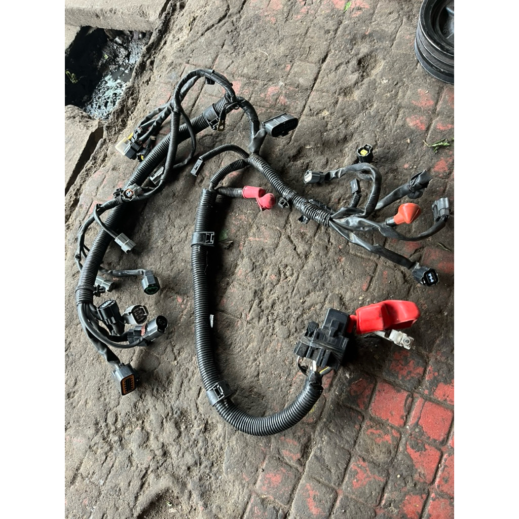 KABEL BODY DALAM KABIN T120ss INJEKSI ORIGINAL