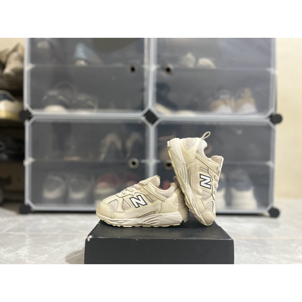 Sepatu Anak Preloved/Second Kids NB 878 Size 25