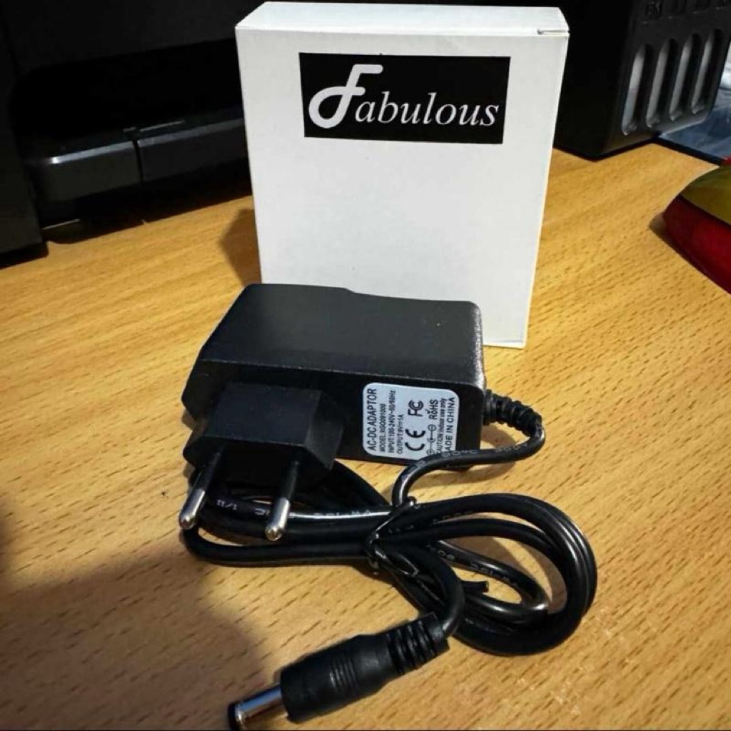 ADAPTOR 9 VOLT 1 AMPER