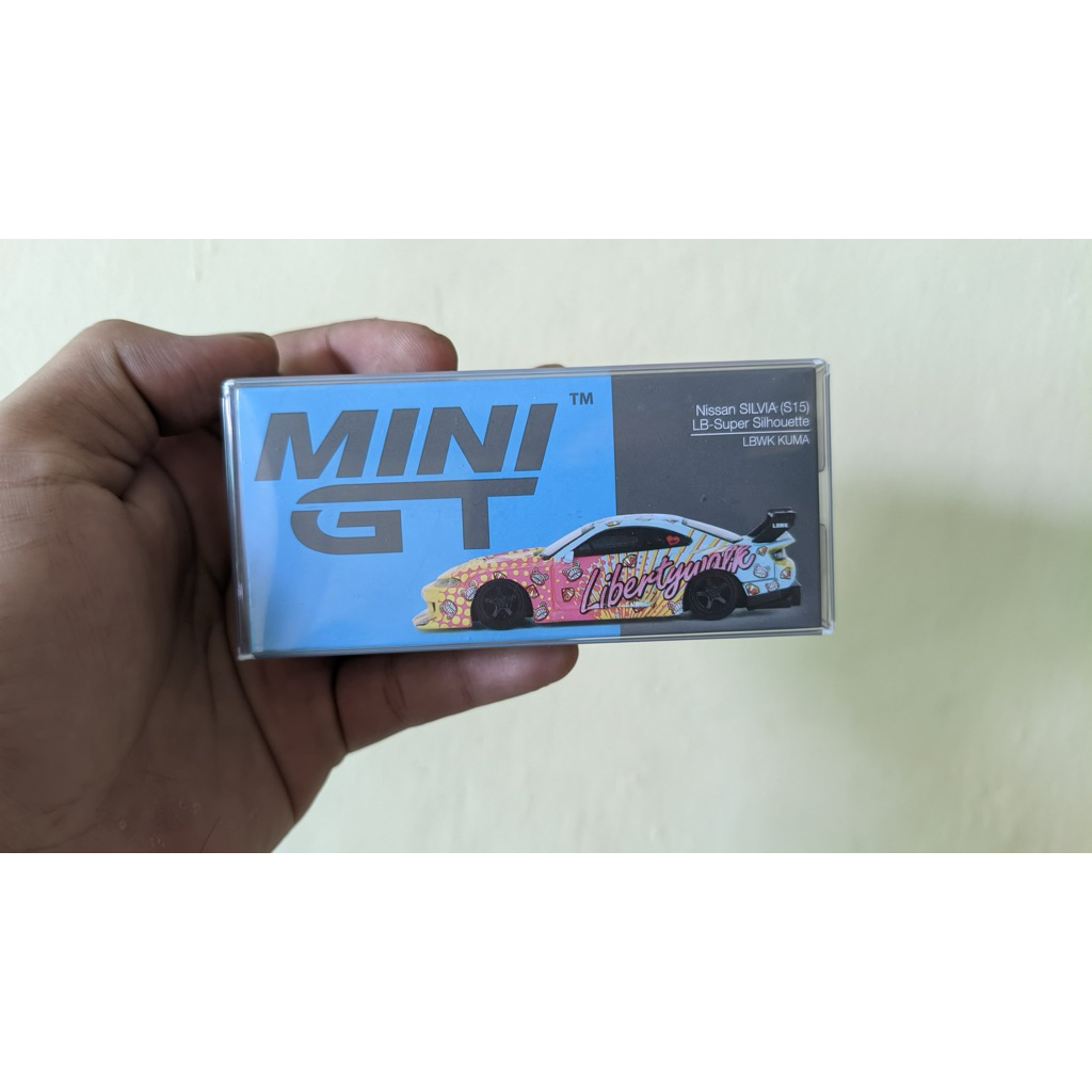 mini gt kuma unsealed