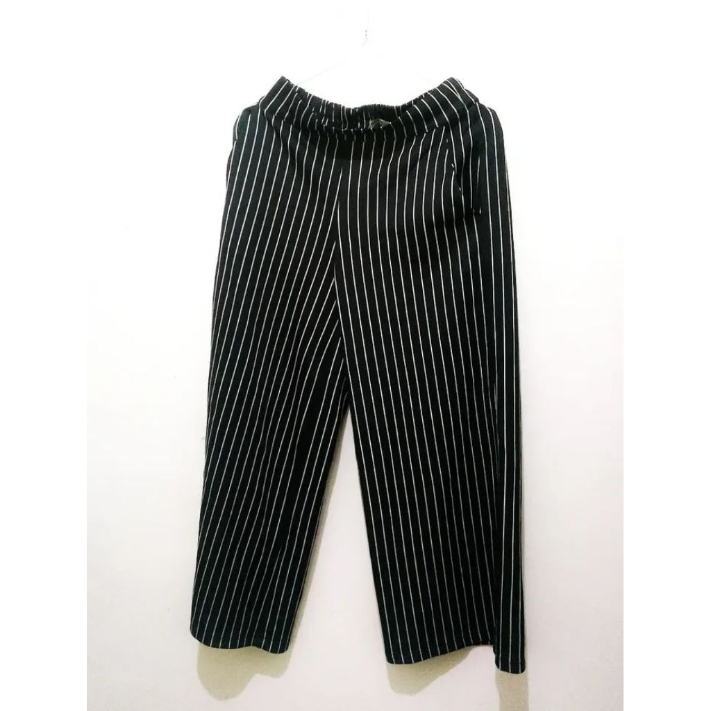 ADA WOMAN (celana hitam sulur)