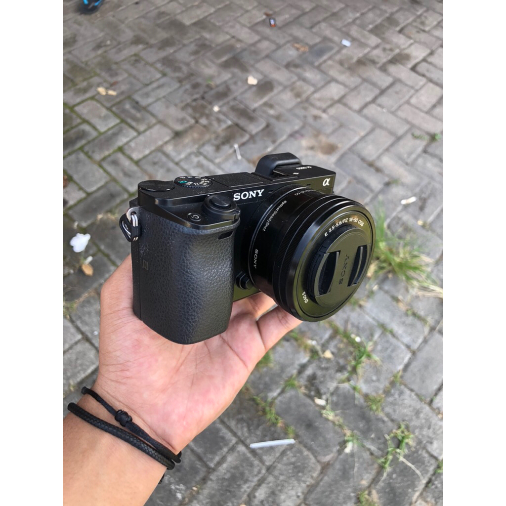 KAMERA SONY A6000